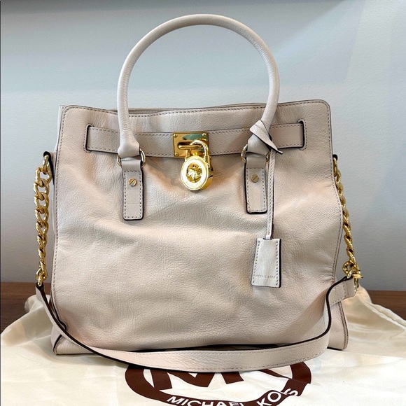 Michael Kors White/Bone Leather Large Hamilton North South Tote. - Picture 4 of 17